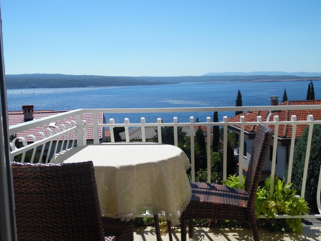 Apartments Fina Crikvenica Exterior foto