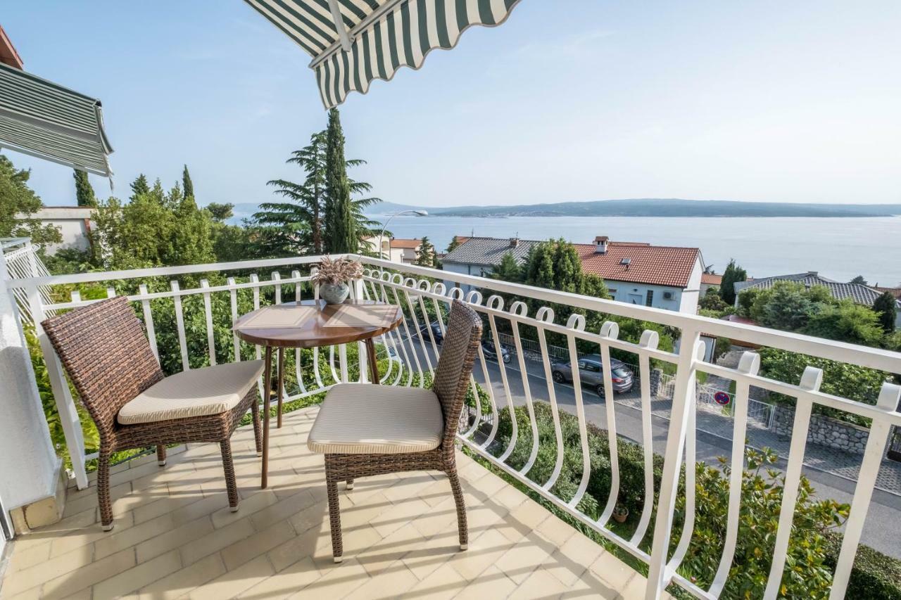 Apartments Fina Crikvenica Exterior foto